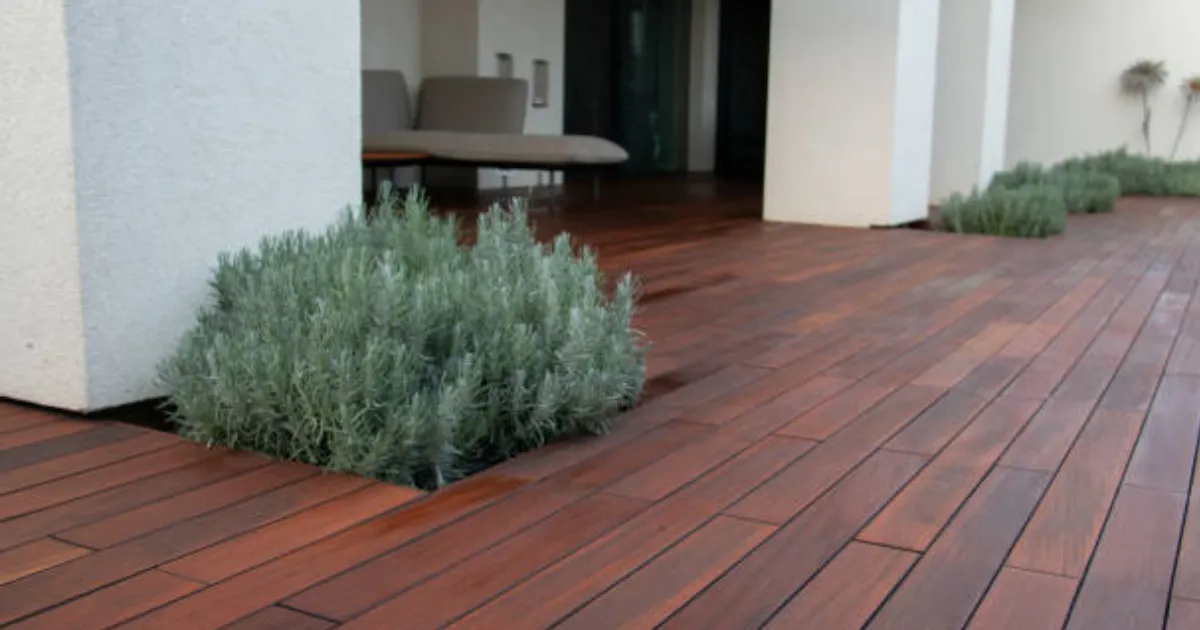 Fitting Hardwood Flooring onto Concrete